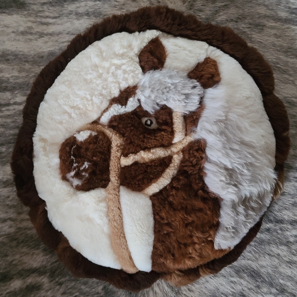 Handmade alpaca wool pillow